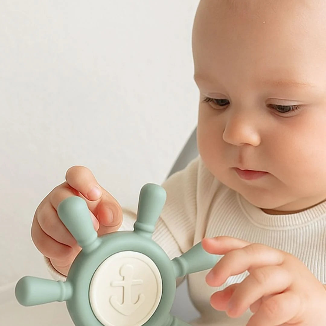 Ahoy Suction Spinner Toy