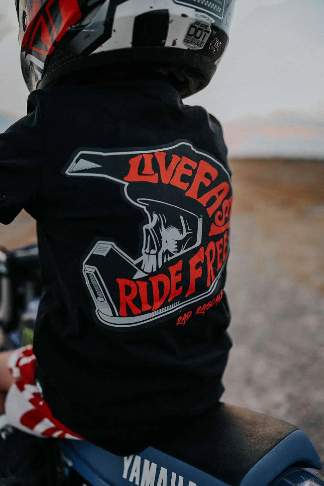 PREORDER live fast ride free tee (red)