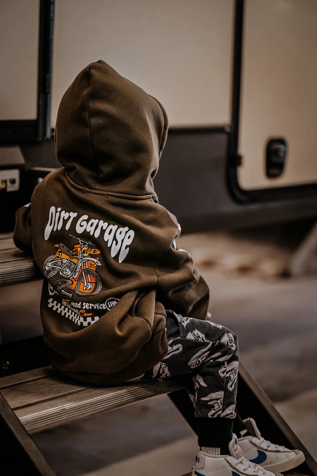 PREORDER - dirt garage hoodie