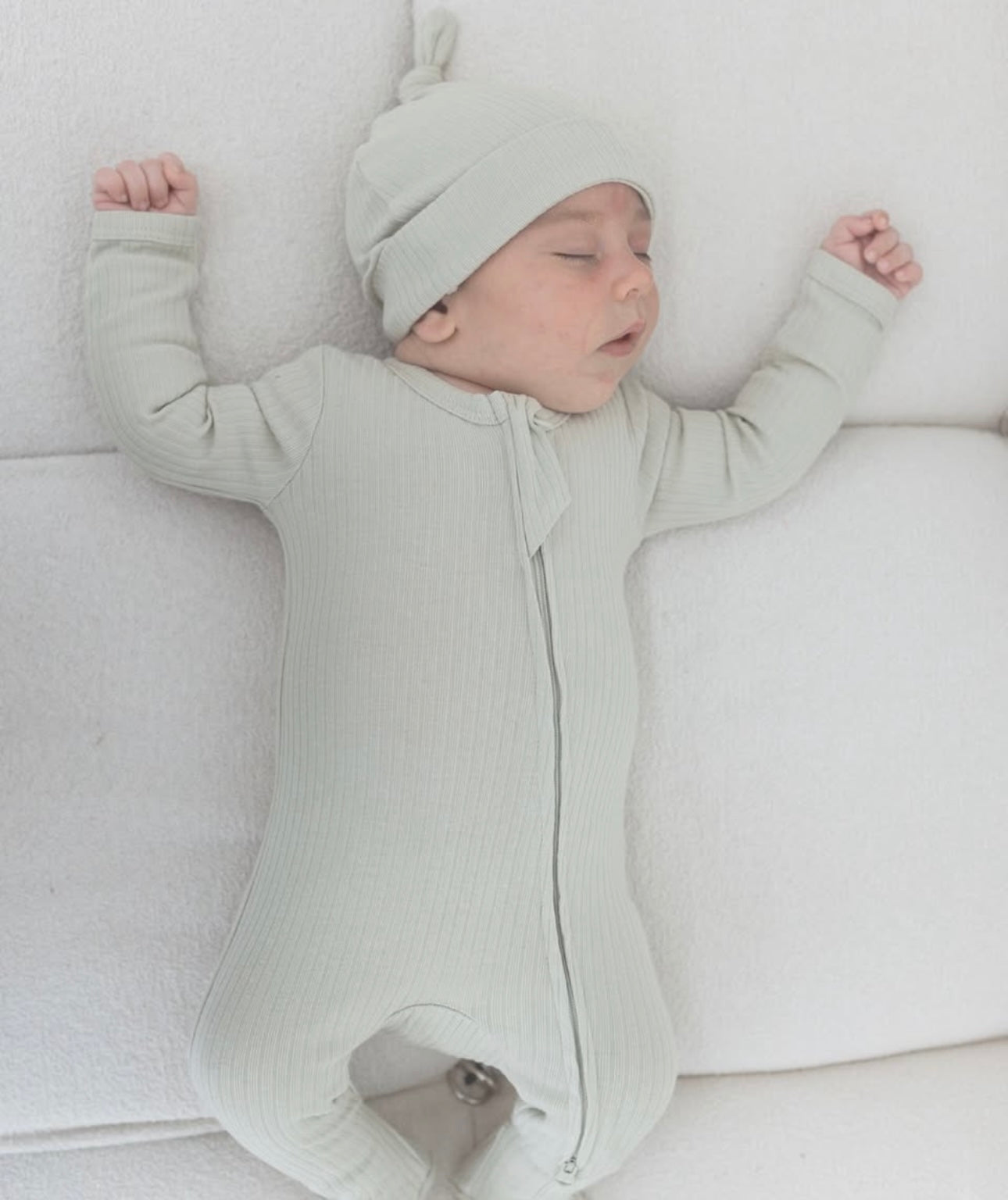 Ribbed Zipper Romper | Pistachio