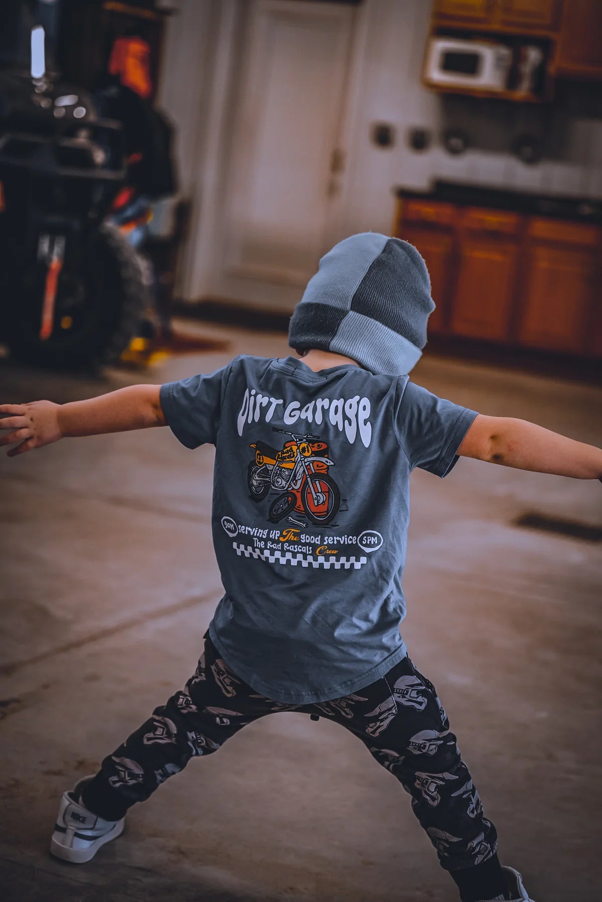 PREORDER - dirt garage tshirt