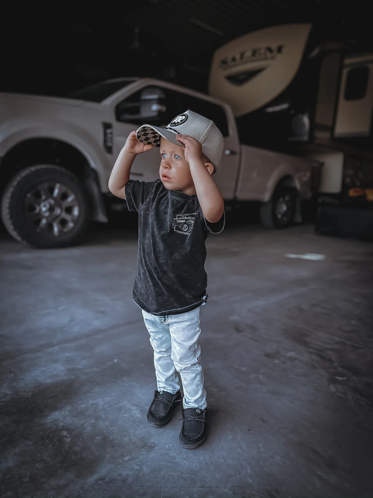 PREORDER- livin life rad acid wash tee