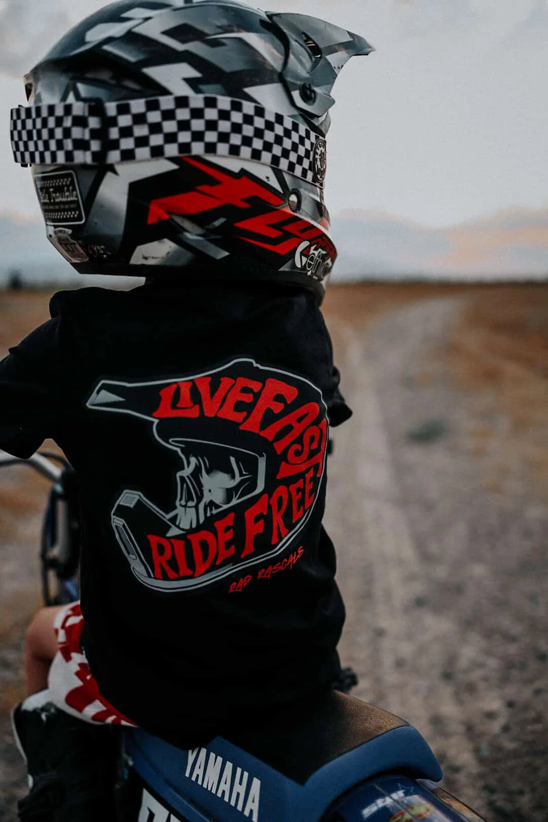 PREORDER live fast ride free tee (red)