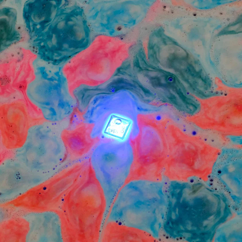 PREORDER - Unicorn Christmas - Mini Bath Bombs with Bath Light